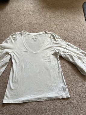 American Eagle Outfitters White Eyelet Bell Sleeve Scoop Neck Top